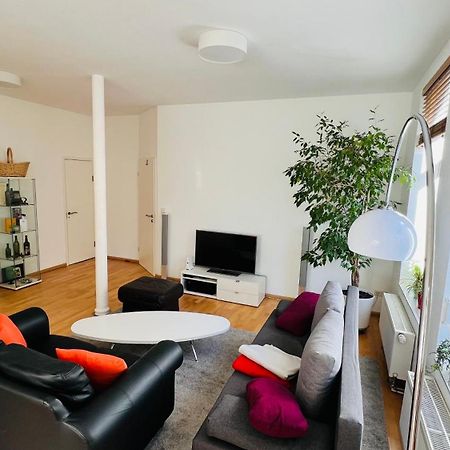 Grosses Und Helles Innenstadt Apartment - Ferienwohnung Bad Homburg vor der Höhe Exteriör bild