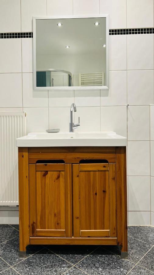 Grosses Und Helles Innenstadt Apartment - Ferienwohnung Bad Homburg vor der Höhe Exteriör bild