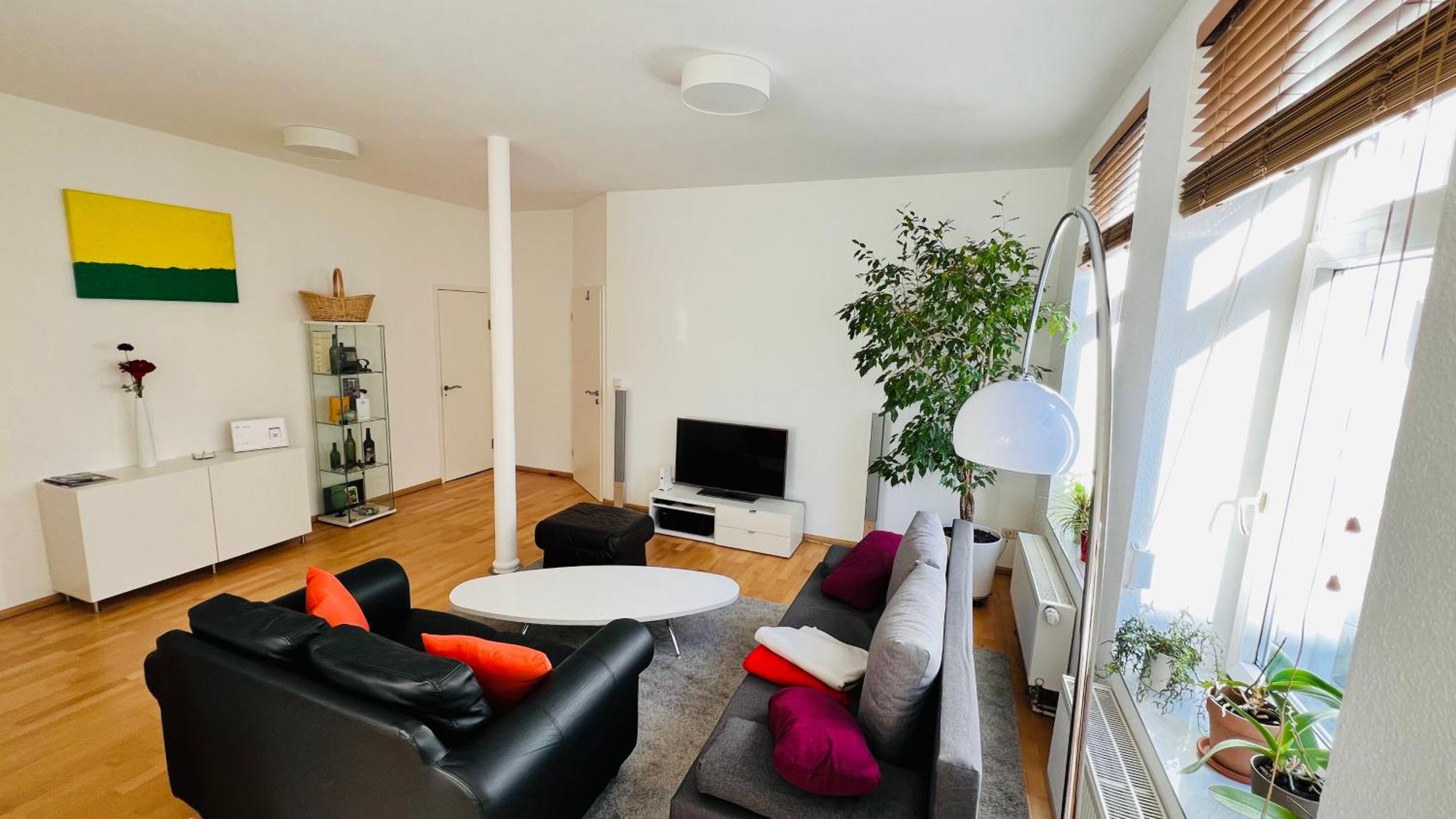 Grosses Und Helles Innenstadt Apartment - Ferienwohnung Bad Homburg vor der Höhe Exteriör bild
