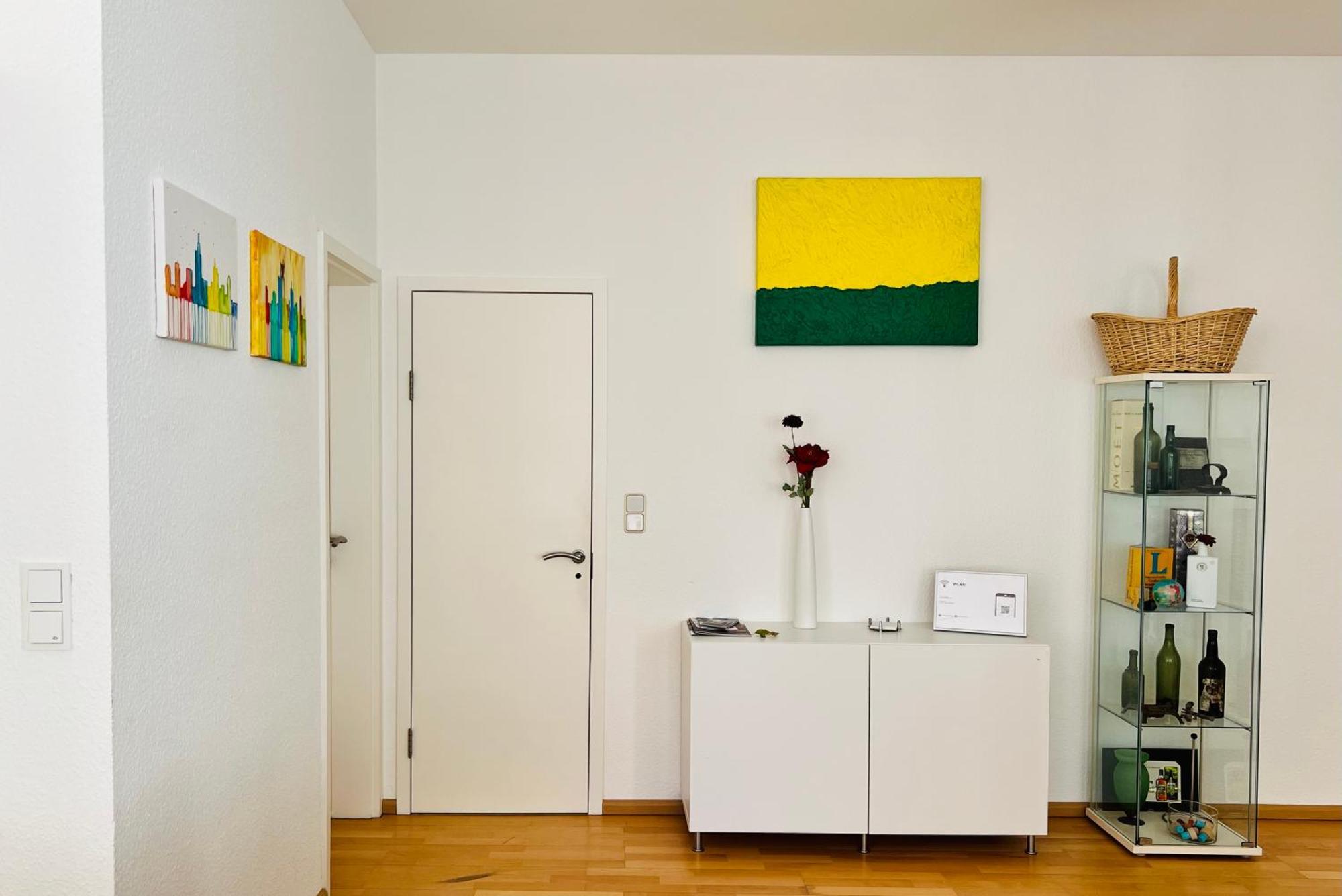 Grosses Und Helles Innenstadt Apartment - Ferienwohnung Bad Homburg vor der Höhe Exteriör bild